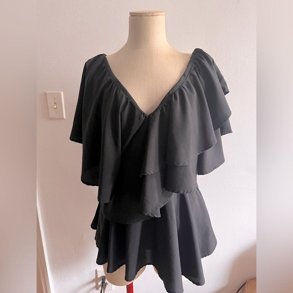 Black DIMRI ruffle top - size M